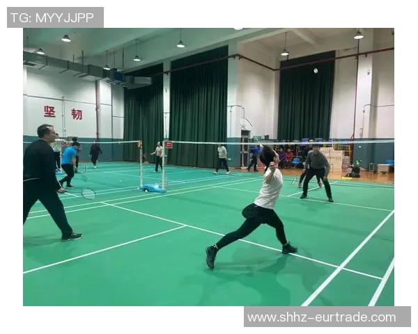 陈丽独家分享羽毛球技巧与心得助你提升球技的秘诀与经验解析 陈丽独家分享羽毛球技巧与心得助你提升球技的秘诀与经验解析